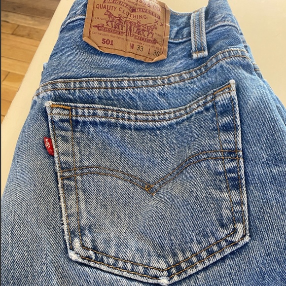 Levi's Denim - VINTAGE • LEVIS 501 • Made in U.S.A. • 33/30
